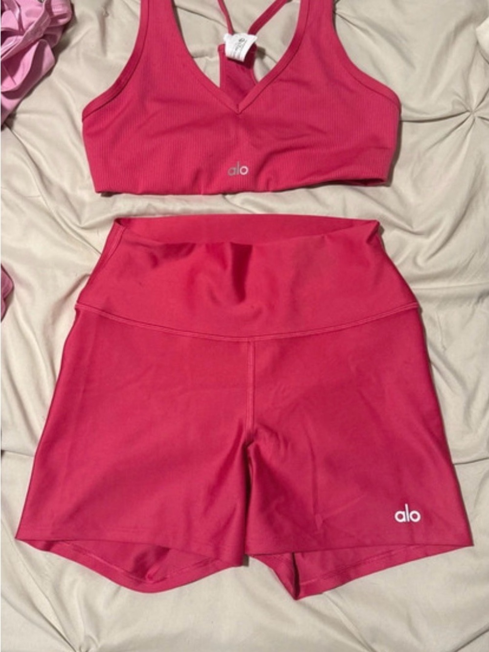 Alo Yoga pink workout set Size S